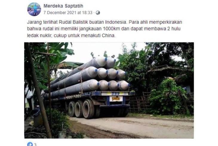 Unggahan hoaks yang menyebut foto rudal balistik dengan hulu ledak nuklir buatan Indonesia. (Facebook)