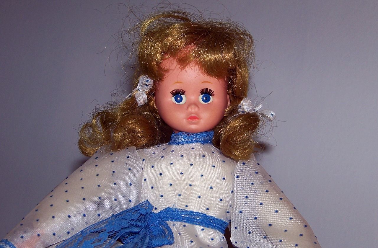 Ramai Fenomena Spirit Doll di Kalangan Selebritas, Psikolog: Apakah  Perilaku Menyimpang? - Pikiran Rakyat Bekasi