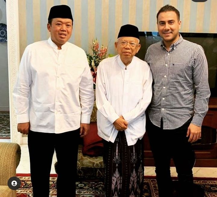 Diduga Pacar Baru Aurelie Moeremans! Intip 8 Potret Nofel Saleh Hilabi Bersama Orang Terkenal Indonesia