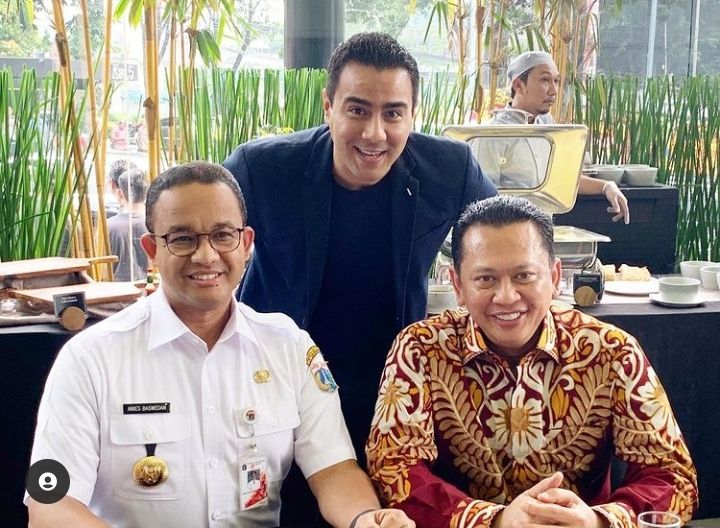 Diduga Pacar Baru Aurelie Moeremans! Intip 8 Potret Nofel Saleh Hilabi Bersama Orang Terkenal Indonesia