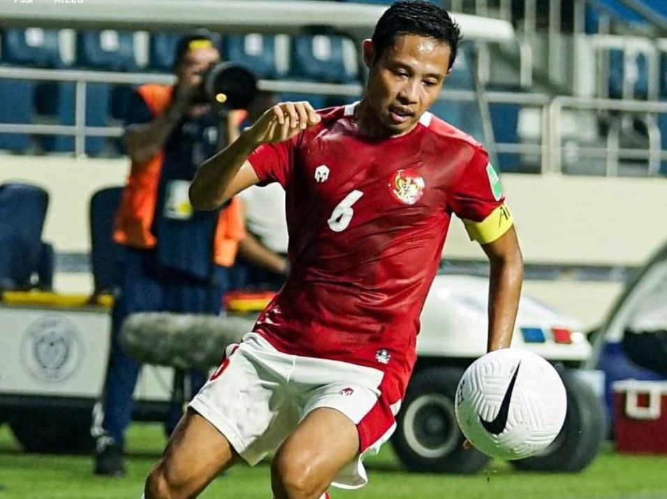 Evan Dimas dan Ramai Rumakiek Resmi ke Arema FC? Saingi Persib di Papan Atas. Cek Faktanya