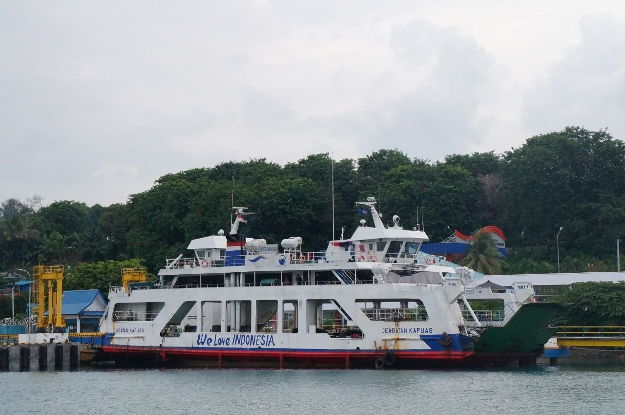 Kapal Roro Batam Tanjung Uban