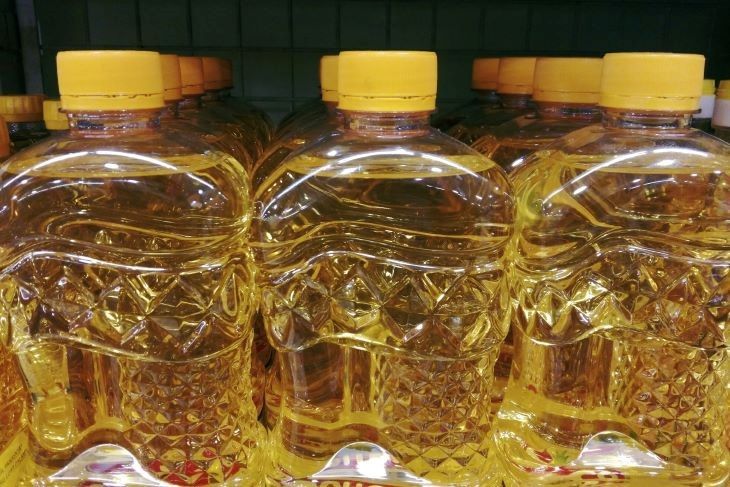 Kebijakan Harga Minyak Goreng Rp14 Ribu Per Liter Resmi Berlaku Hari Ini