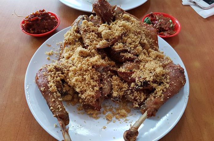 Ayam Goreng Widuran.