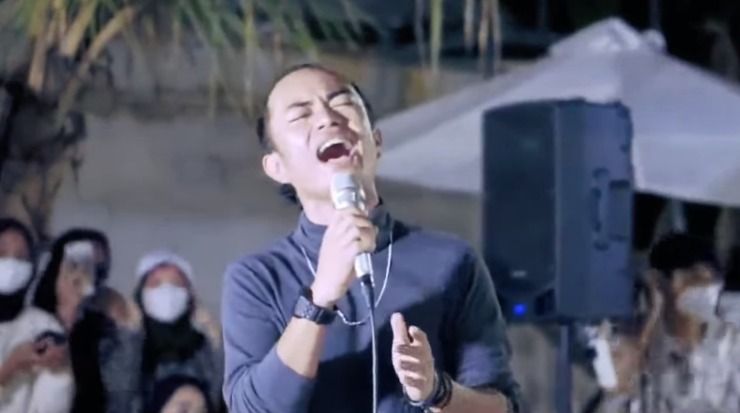 Lirik Lagu Buih Jadi Permadani 'Exist' yang Viral Setelah Dinyanyikan oleh Zinidin Zidan