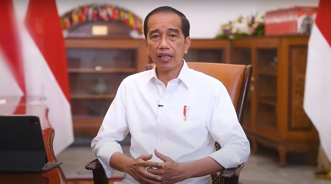 Presiden Jokowi memutuskan vaksin booster gratis untuk seluruh masyarakat Indonesia.