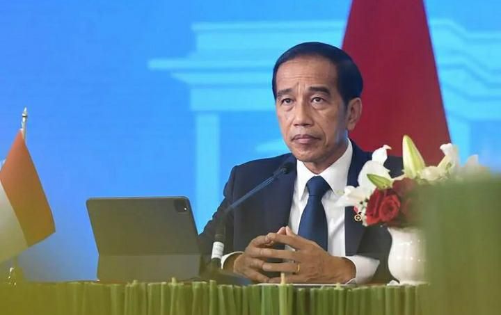 Jokowi Gratiskan Suntikan Booster Covid-19