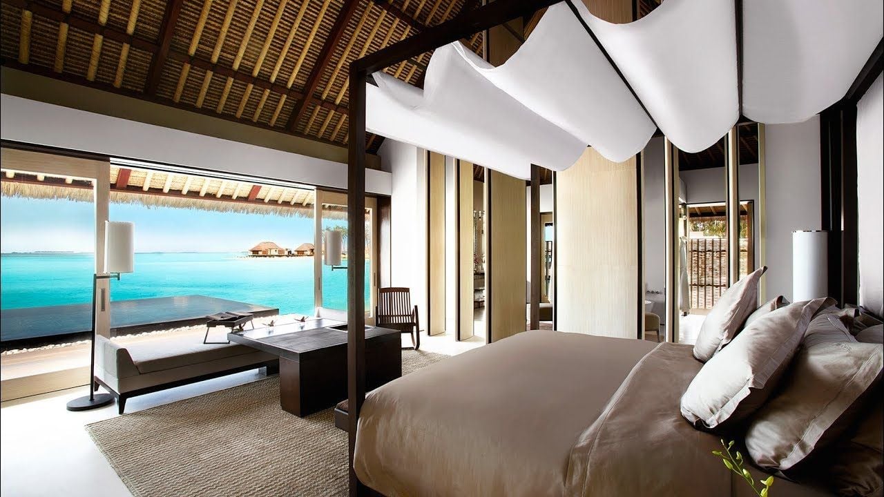 Kamar di Hotel 13:25 YouTube Cheval Blanc Randheli, Maldives