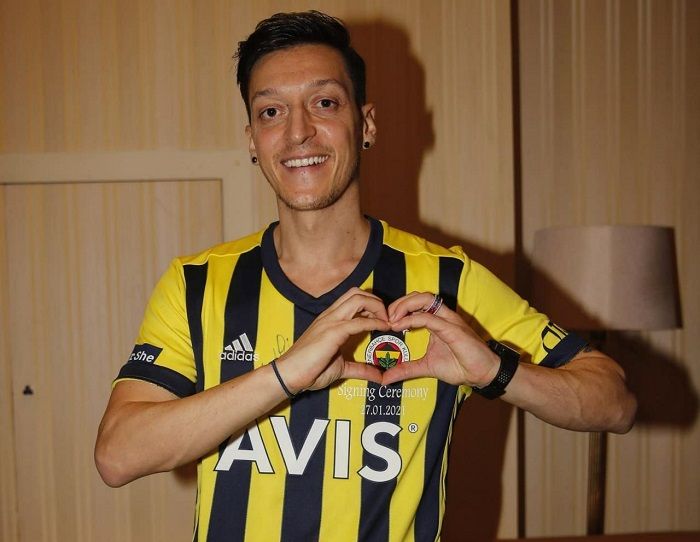 Mezut Ozil akan menambah daftar eks Real Madrid di Liga Indonesia jika jadi bergabung dengan Rans Cilegon FC.
