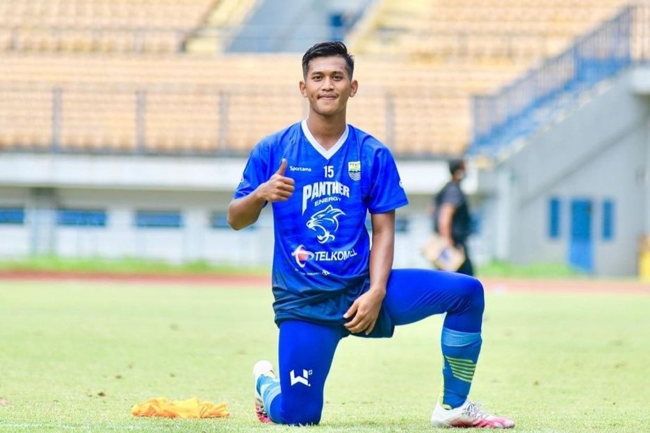Kontroversi! Bek Persib Bandung Mendadak Minta Putus Kontrak Jelang Laga Lawan Bali United