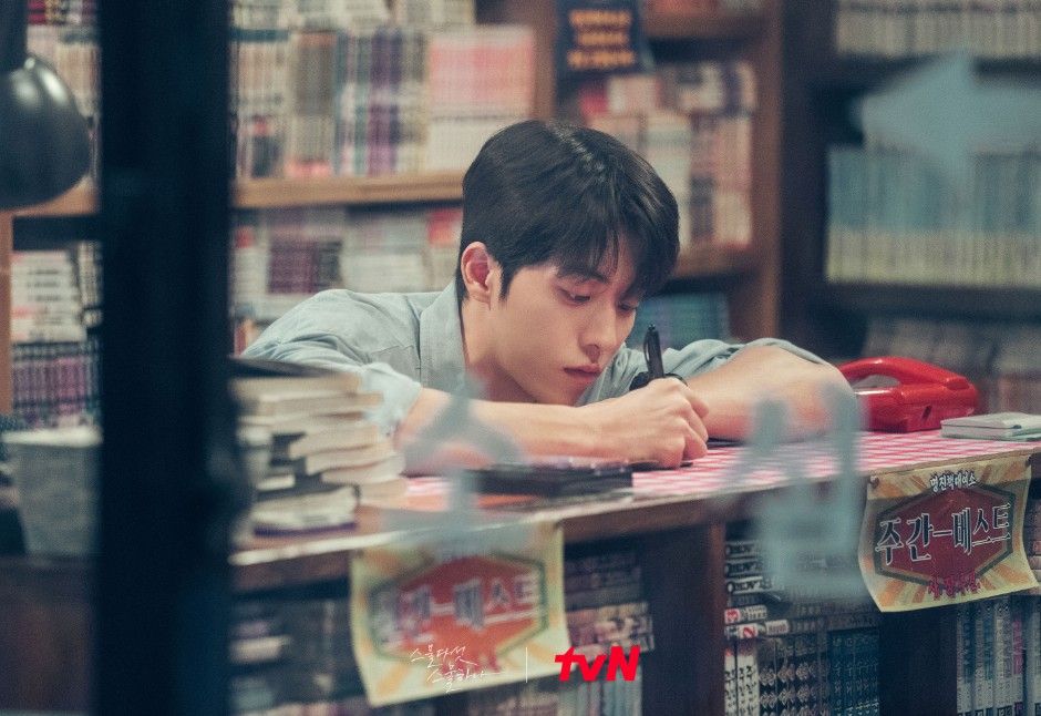 Drama tvN mendatang ‘Twenty Five, Twenty One’ merilis Still Cut Nam Joo Hyuk