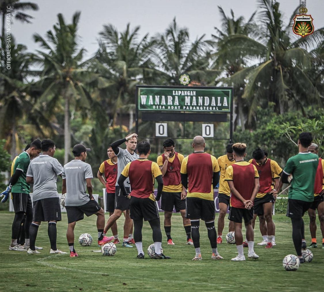 BRI Liga 1 pekan ke-19 mempertemukan Madura United vs Bhayangkara FC Jumat, 14 Januari 2022 berlangsung di Stadion Kapten I Wayan Dipta, Gianyar, Bali