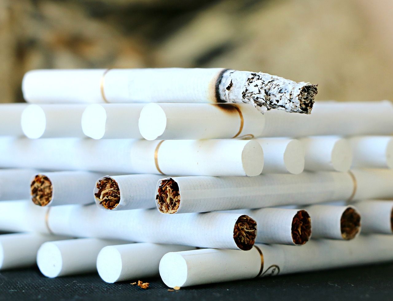 Ilustarasi rokok ilegal.