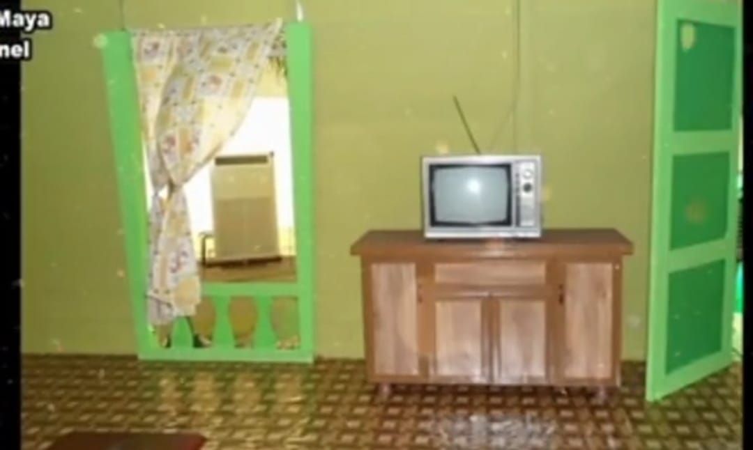 Ruang Tv di Rumah Upin dan Ipin 
