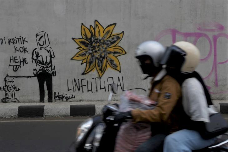 Dinding flyover di Kota Bandung paling sering menjadi sasaran aksi vandalisme di Kota Bandung.