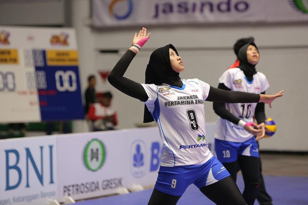 Megawati Hangestri Pertiwi, atlet voli putri Indonesia yang berhijab.