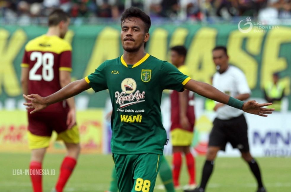 Alwi Slamat berperan besar bagi Persebaya kontra Bhayangkara FC di BRI Liga 1 2021.