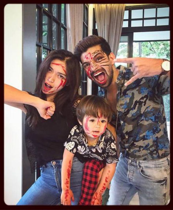 Vishal Singh bersama Jessica Iskandar dan anaknya 