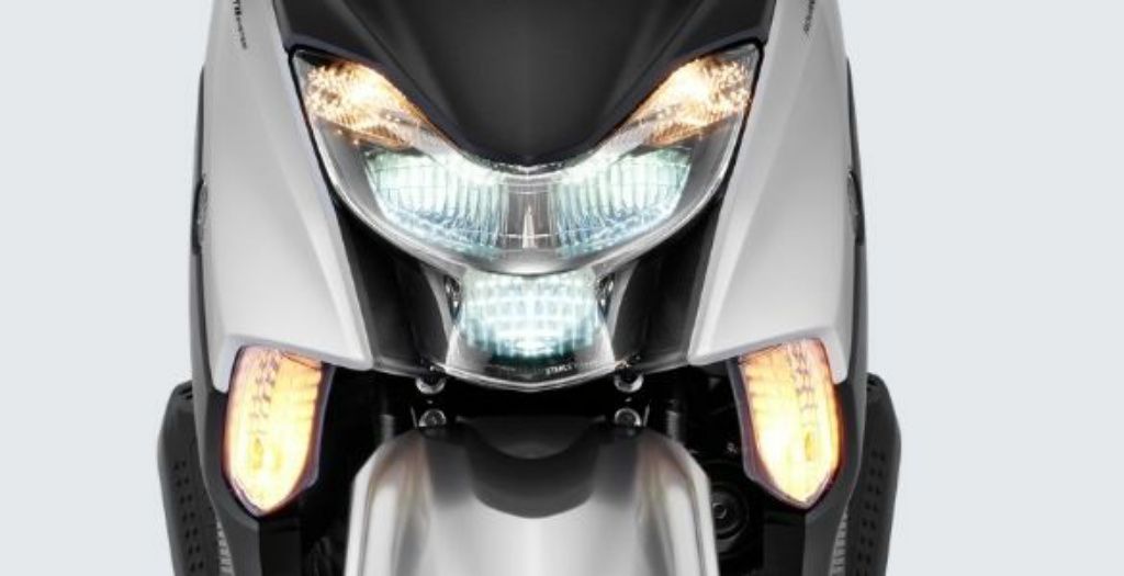 Yamaha Gear 125 sudah menggunakan lampu adopsi teknologi LED membuat pencahayaan lebih terang di malam hari./doc.yamaha-motor.co.id/gear-125/