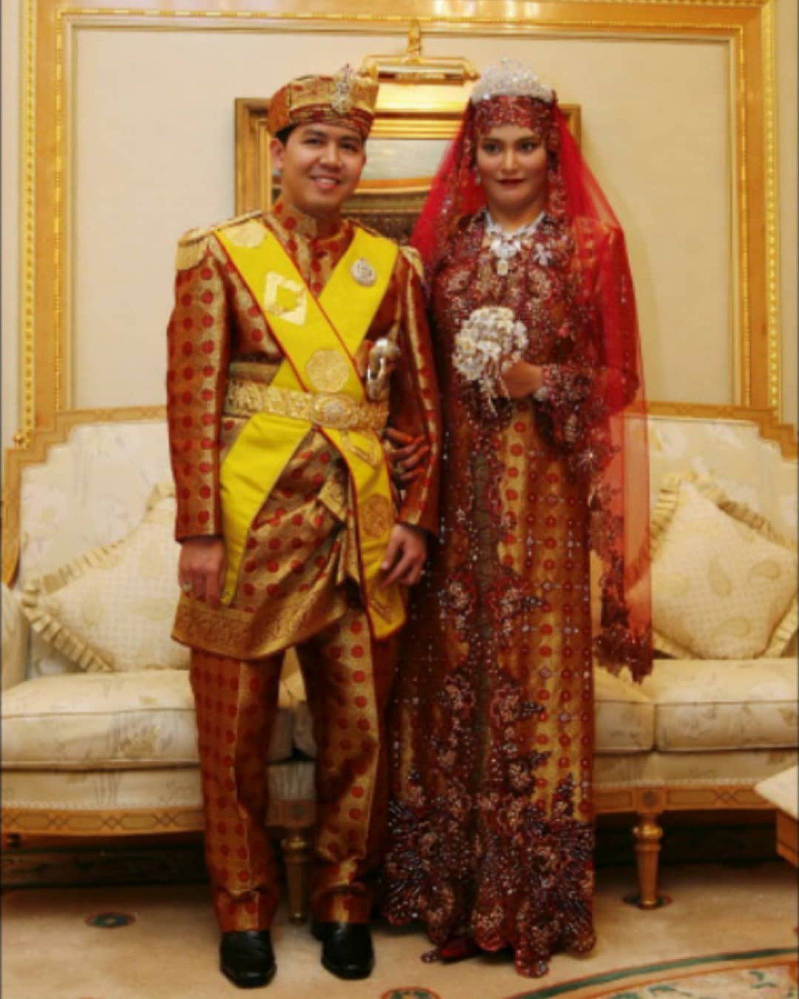  Putri Hajah Majeedah Nuurul Bulgiah dan Khairul Khalil