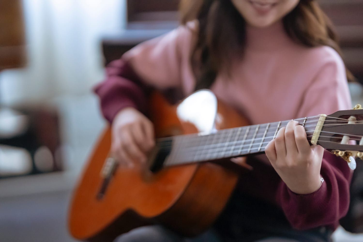 Ingin Belajar Gitar? Yuk kunjungi ChordTela Arah Kata