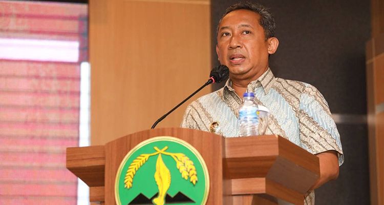 Plt. Wali Kota Bandung saat memberikan sambutan acara kompetisi dakwah berbasis kearifan lokal yang digelar di Paguyuban Pasundan Jalan Sumatera, Sabtu 29 Januari 2022