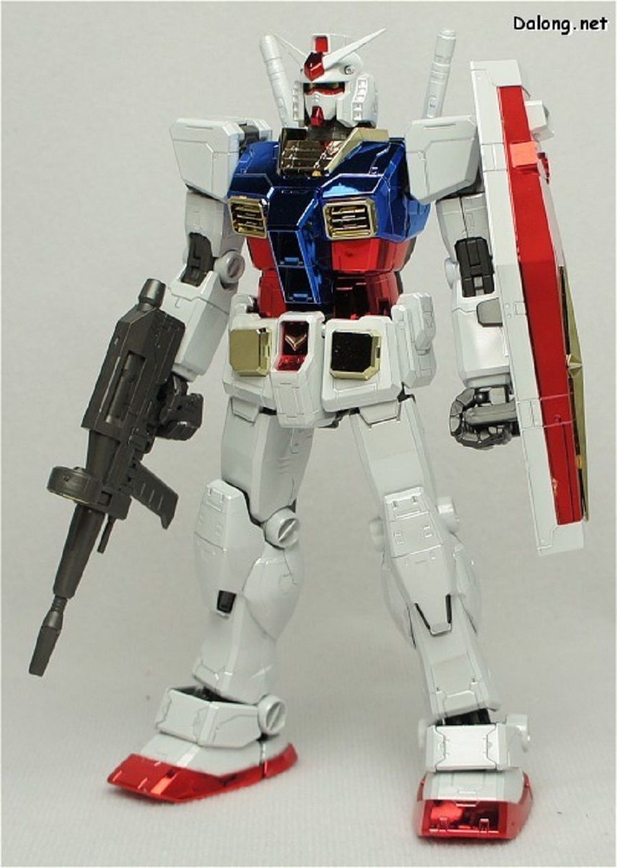 MG 1/100 RX-78-2 Gundam Ver.OYW 0079 Titanium Finish Version