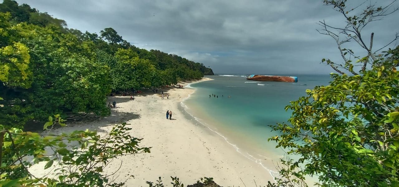 6 Rekomendasi Wisata Pantai di Pangandaran yang Wajib Dikunjungi, Hits dan Eksotis Banget!