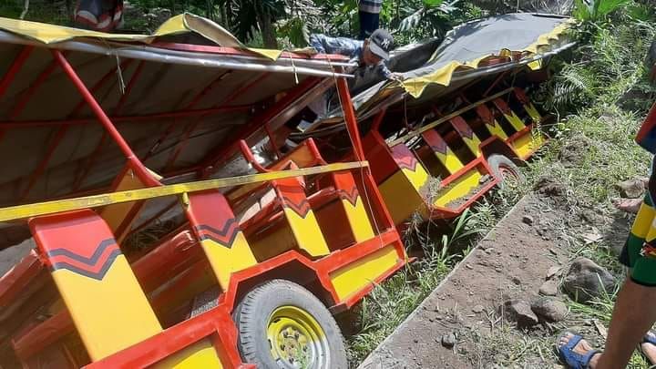 Kecelakaan kereta kelinci di Madiun. Foto