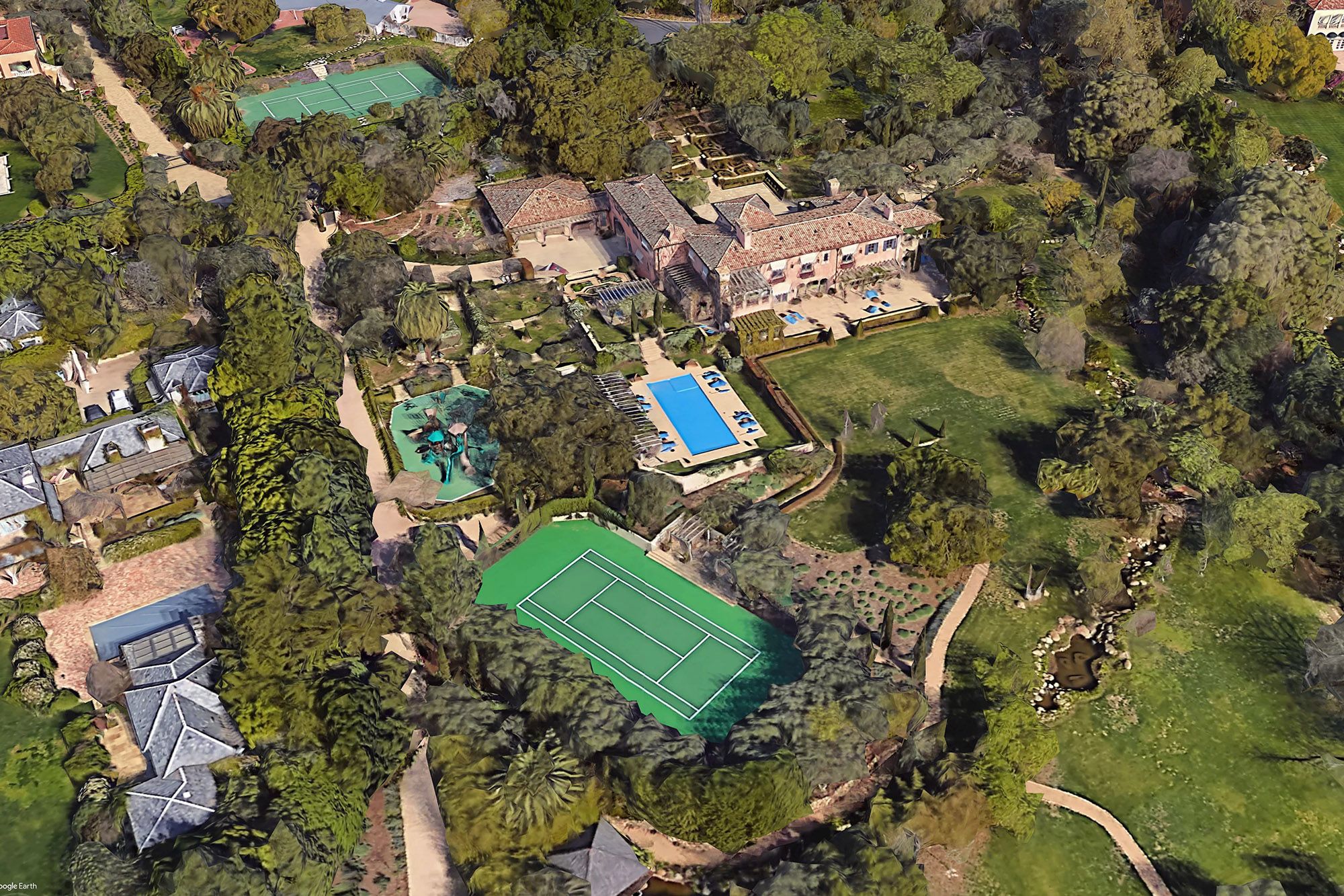 Pemandangan rumah Pangeran Harry dan Meghan Markle di California, AS.