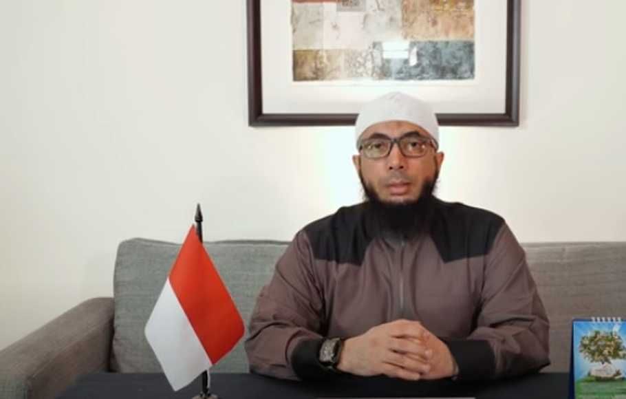 Ustadz Khalid Basalamah meminta maaf atas polemik mengenai pembahasan wayang di pengajiannya