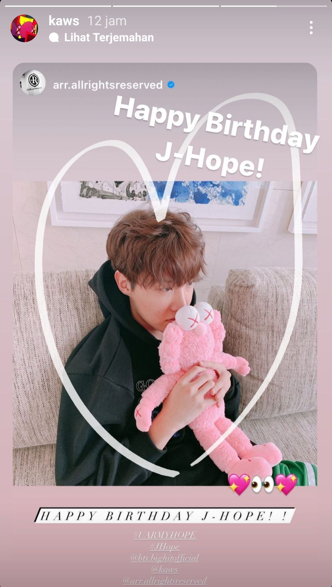 Ucapan selamat ulang tahun untuk J-Hope dari Kaws melalui Instagram Story-nya./Instagram/@kaws