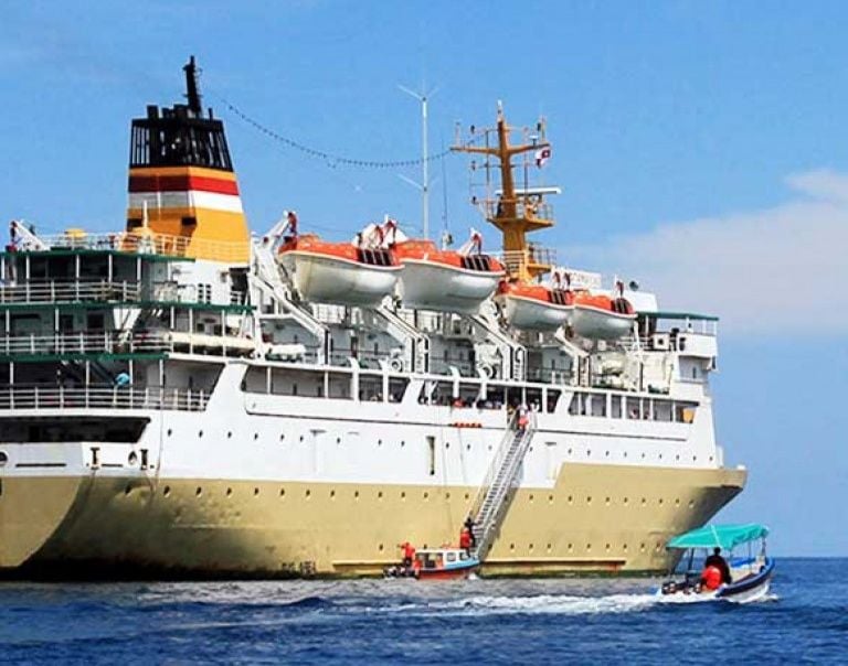 Cek jadwal kapal Pelni KM Dorolonda bulan Maret – April 2023 rute Surabaya, Makasar, Bau Bau, Bitung, Namlea, Ambon, Tanjung Priok.