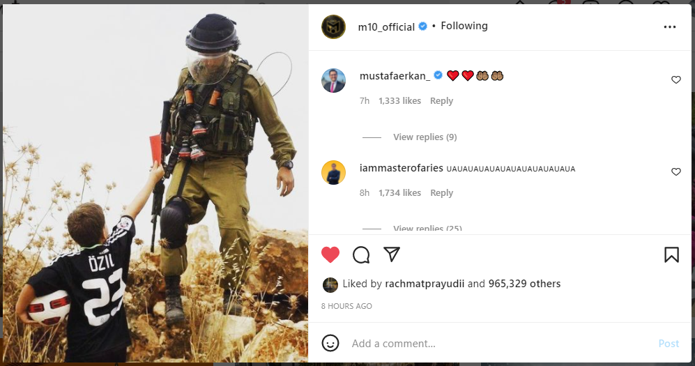 Rusia dan Ukraina Perang, Mesut Ozil Singgung dengan Mengunggah Foto Tentara Dikartu Merah Oleh Anak Kecil