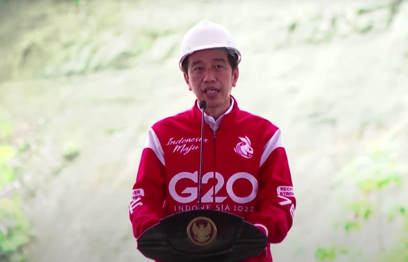 Presiden Jokowi meresmikan Pembangkit Listrik Tenaga Air (PLTA) Poso Energy 515 megawatt. (Foto: PMJ News/BPMI Setpres)