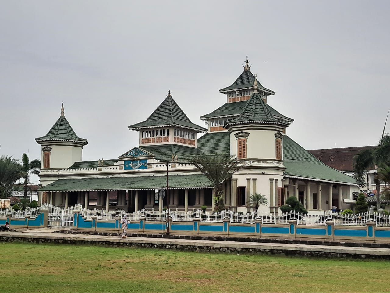 Jadwal sholat dan imsak untuk wilayah Priangan Timur di hari ke-5 puasa Ramadhan 1444 H, Senin 27 Maret 2023.