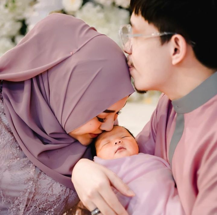 Nama Anak Atta Halilintar jadi Trending, Ini Doa Spesial Keluarga untuk Ameena Hanna Nur Atta