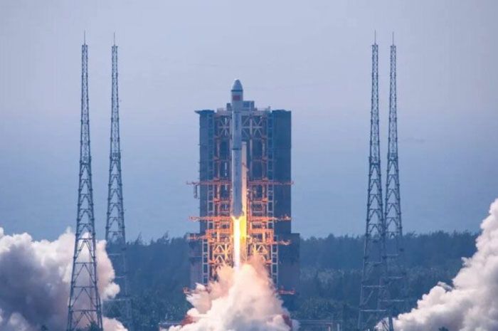 Roket china yang meluncurkan 22 satelit ke luar angkasa