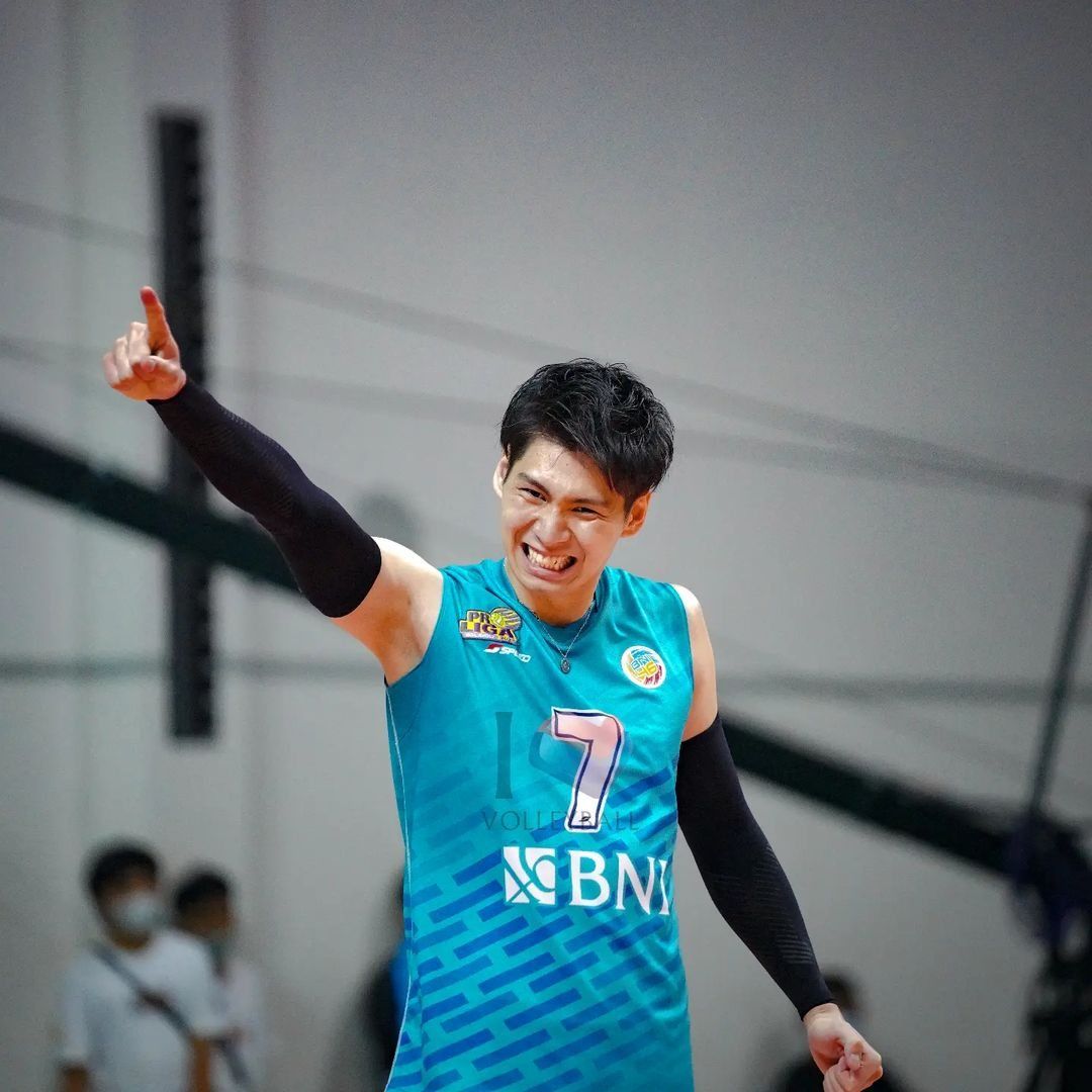 Potret Keren Tozaki Takahiro saat Berlaga, Atlet Voli Tampan Jakarta BNI 46 di Proliga 2022 Idola Kaum Hawa/Instagram @ilove.volleyballchannel