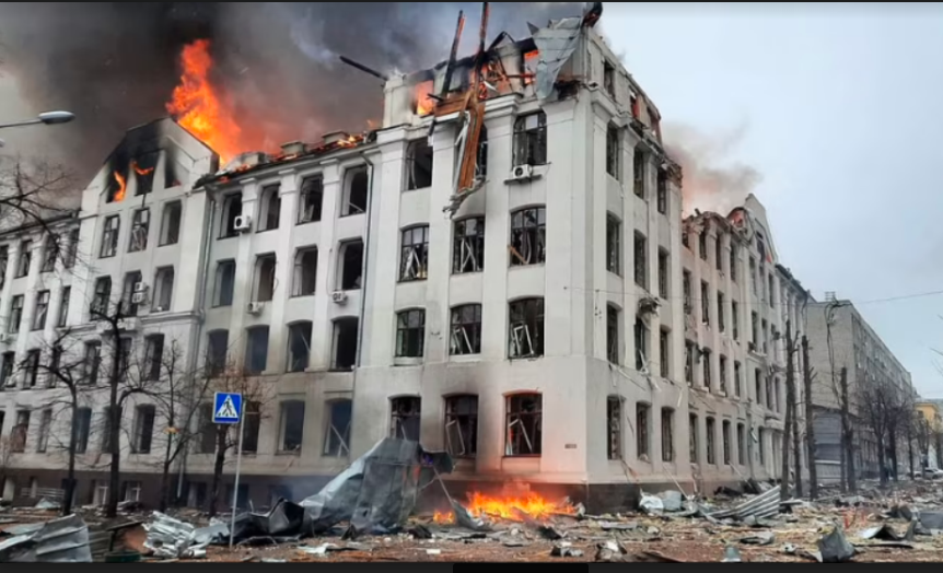 Gedung kampus Universitas Nasional Karazin di kota Kharkiv Ukraina yang dihancurkan pasukan Rusia