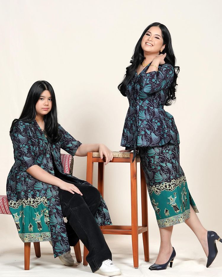 Annisa Yudhoyono dan Aira Yudhoyono