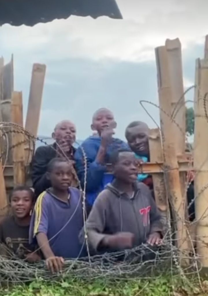 Band Vierratale Bagikan Video Anak-Anak Kongo Afrika, Fasih Nyanyikan Lagu 'Rasa Ini' Bahasa Indonesia