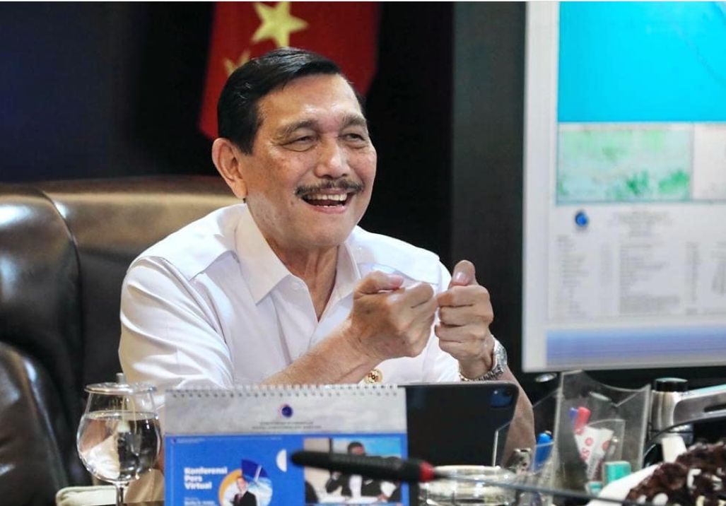 Menko Marves Luhut Binsar Pandjaitan mengatakan pemerintah mempercepat laju vaksinasi Covid-19 menjelang bulan puasa Ramadhan. 