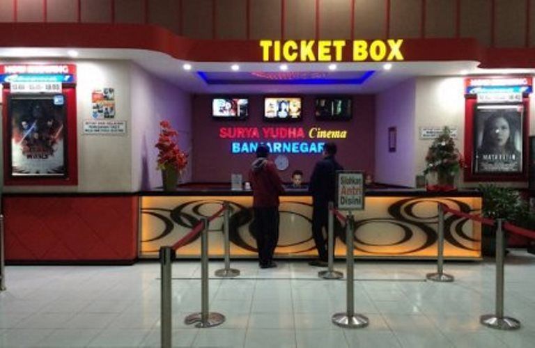 Jadwal Bioskop Surya Yudha Cinema Banjarnegara 8 Maret 2022, Ada Film Kajeng Kliwon Dibintangi Amanda Manopo. / Jadwal Nonton