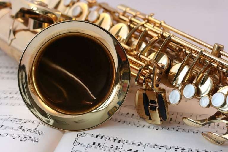 saxophone-music//pexels.com