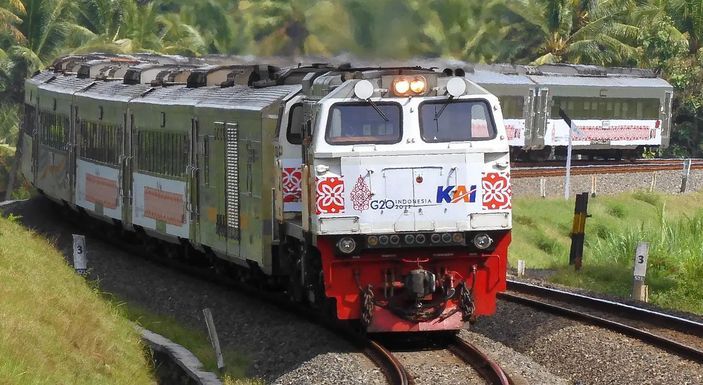 Syarat naik kereta api terbaru