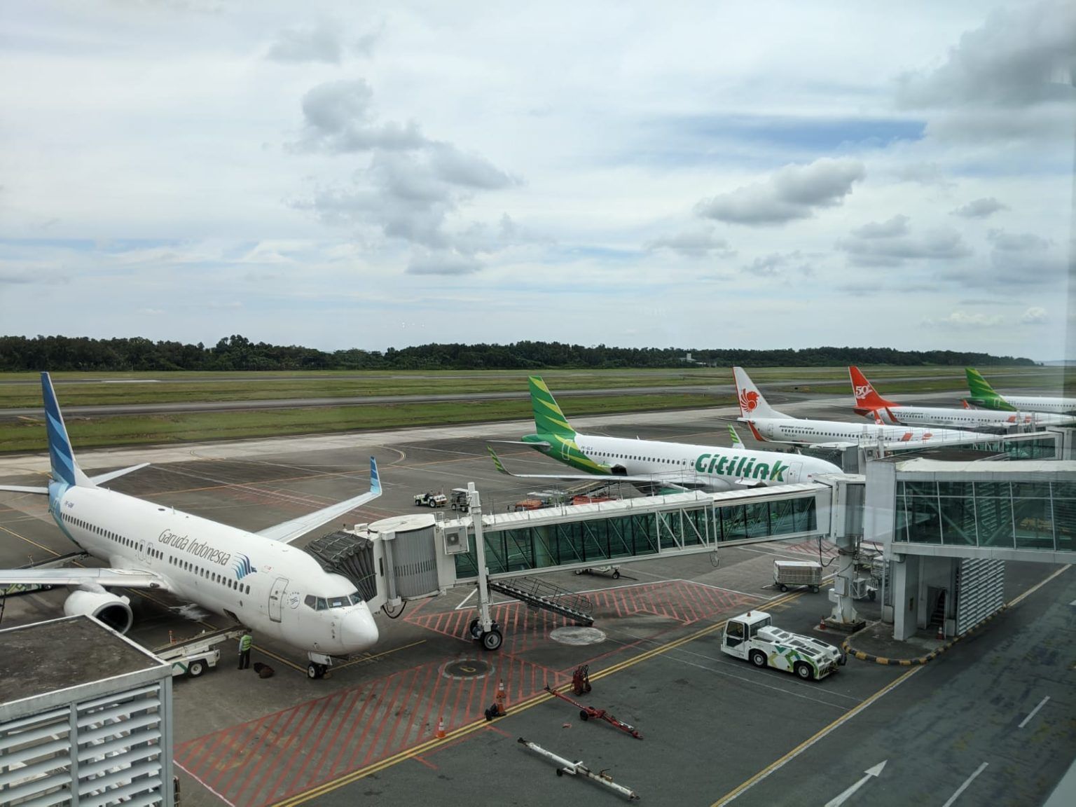 tarif karcis pesawat dari Bandara Surabaya edisi Lebaran 2023 ke berbagai tujuan