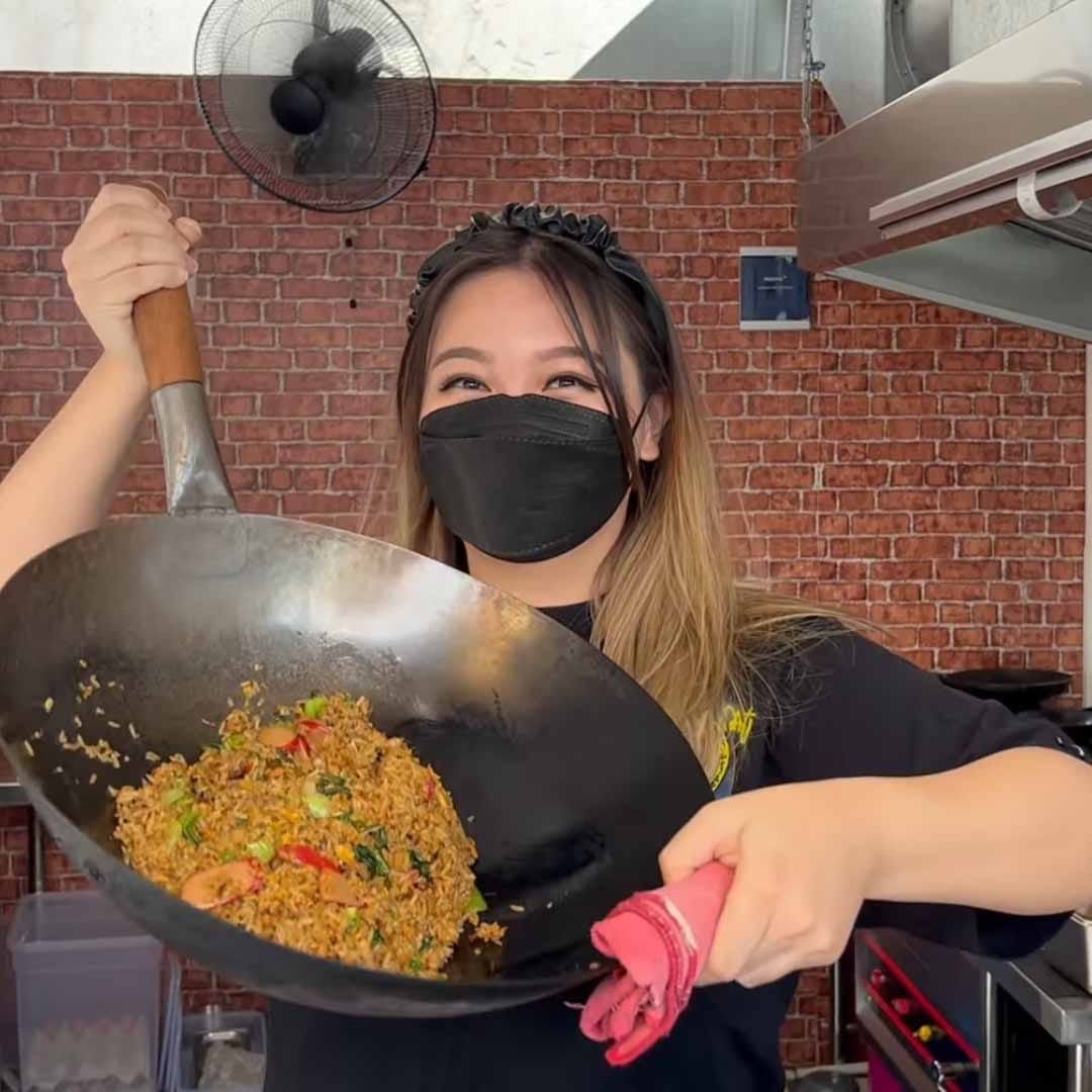 Gugur di MasterChef Indonesia Season 9 Devy Jadi Tukang Nasi Goreng ...