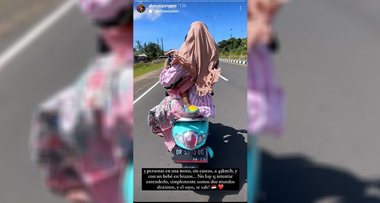 aksi emak-emak bonceng 3 di jalan raya bikin pembalap MotoGP melongo