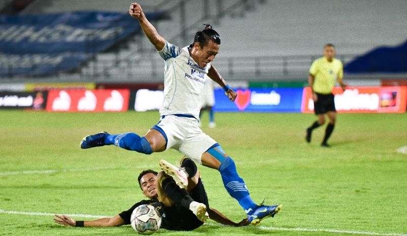 Henhen Herdiana Buka-bukaan Soal Masa Depannya di Persib, Singgung Moh